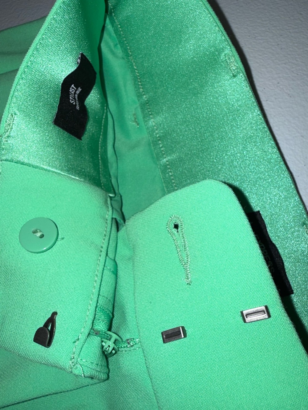 Express Stylist Dress Pants Women’s 6 Long Green High Rise Stretch Straight NWOT - Picture 6 of 10